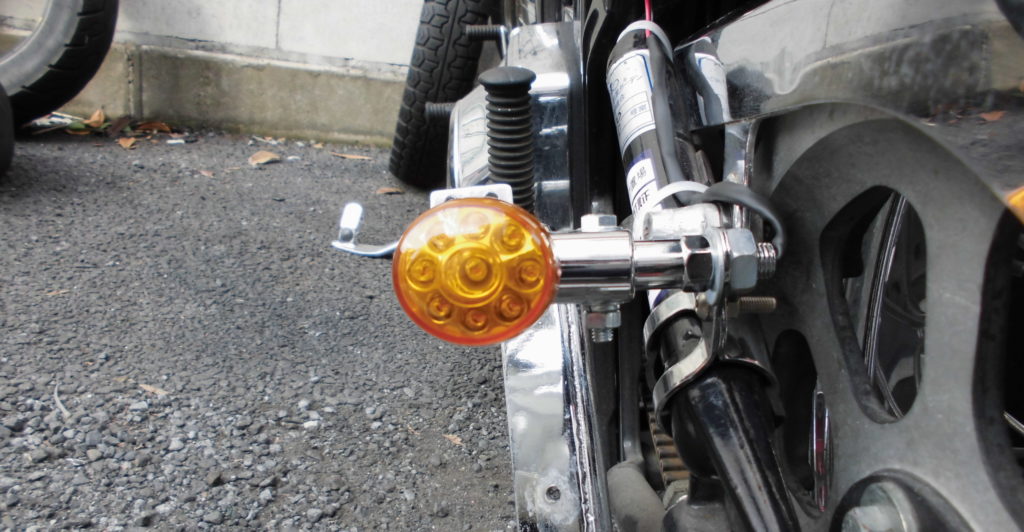 バイク車検でのウインカー電装品の点検