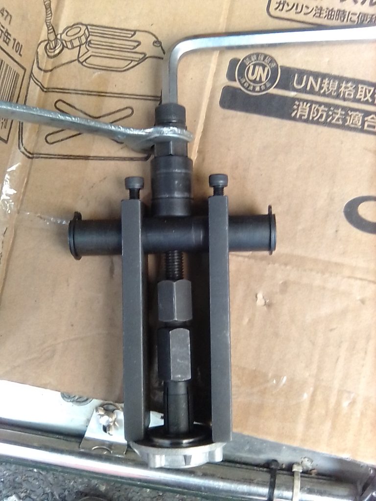 ベアリングの交換道具